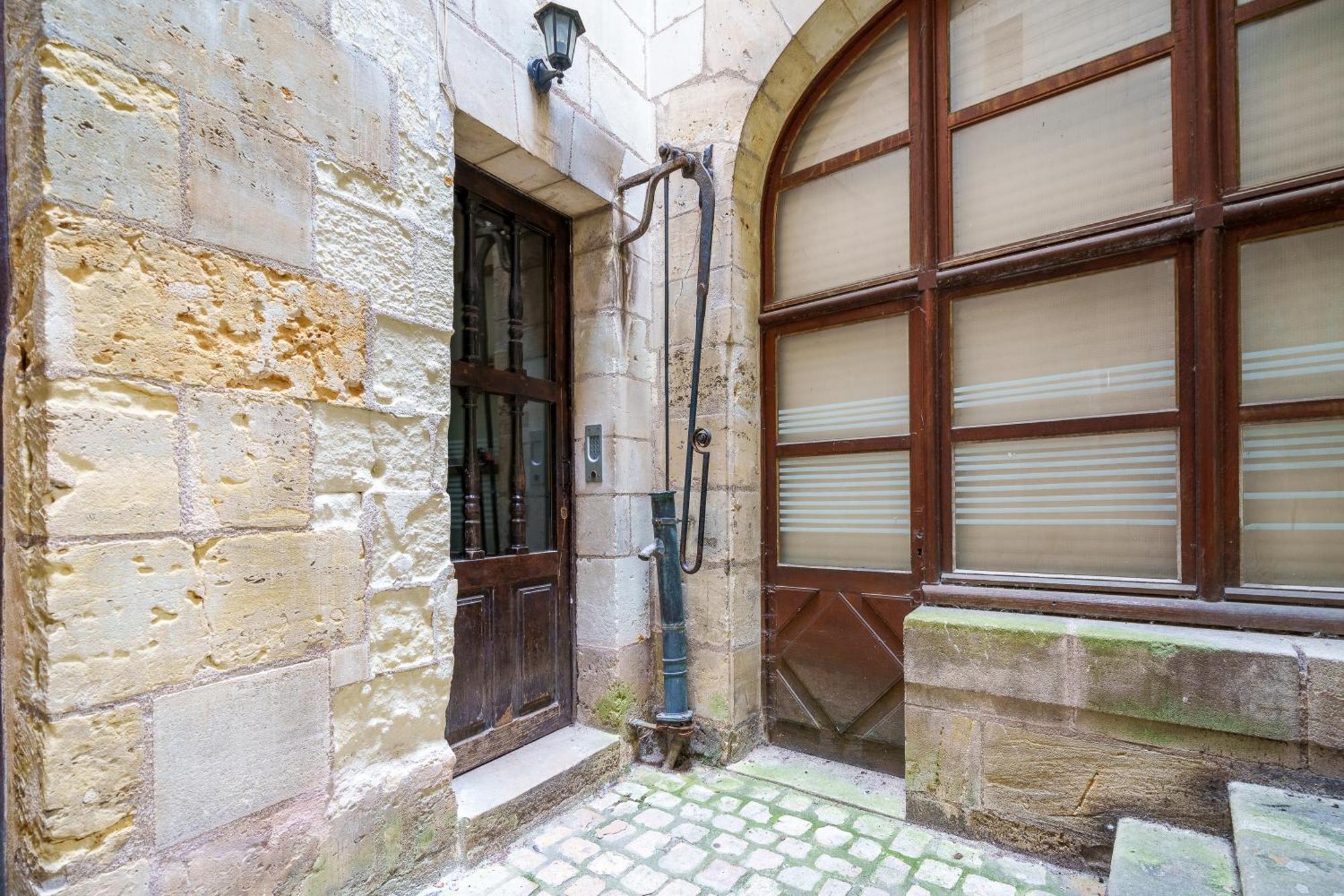 Appartement Tout Confort Vieux Tours Avec Parking Prive 4P Kültér fotó